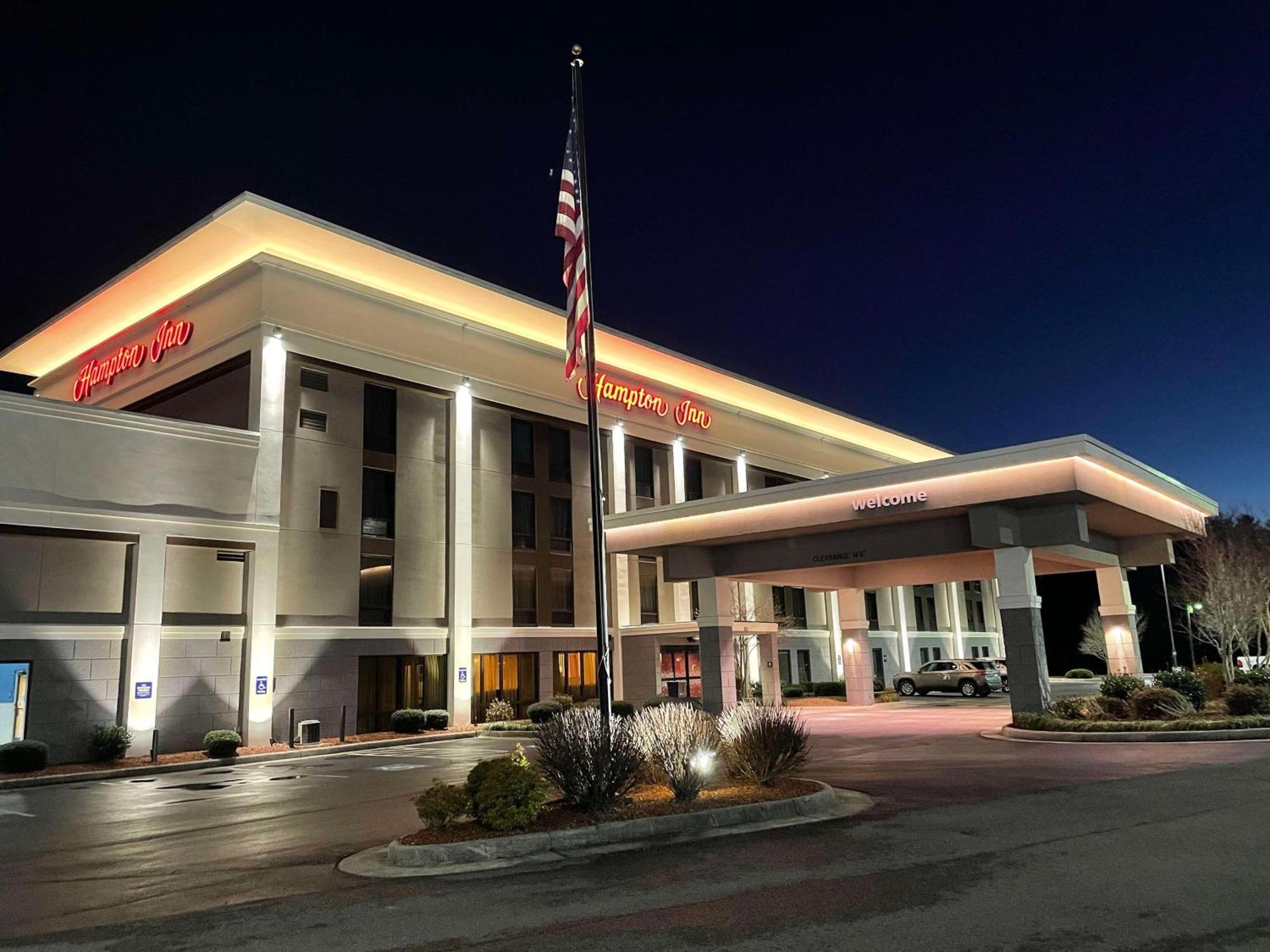 Hampton Inn - Хилсвил Екстериор снимка