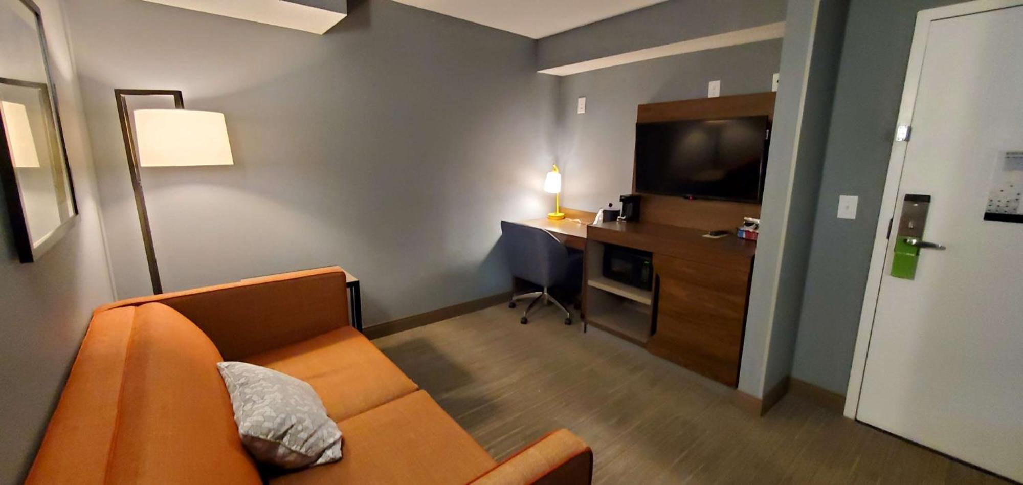 Hampton Inn - Хилсвил Екстериор снимка